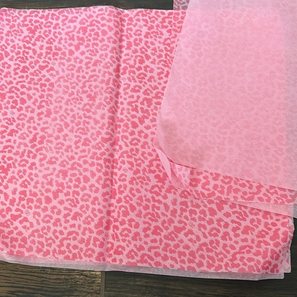 Victoria's Secret Shopping Bags with Wrapping Papers - Picture 4 of 5